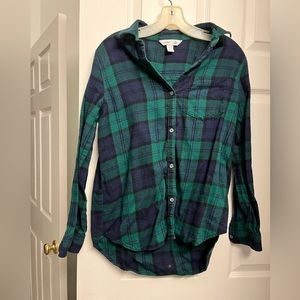 Women’s button down shirt